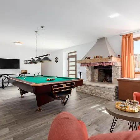 6 Bedroom Gorgeous In Дом отдыха *